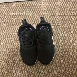 Toddler Adidas, black. Size 8c.